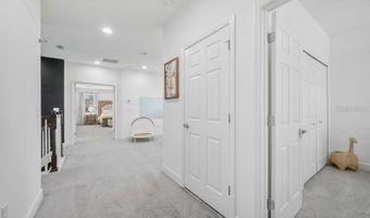 6135 VOYAGERS Pl, Apollo Beach, FL 33572