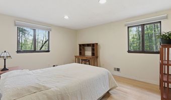 37 Tall Wood Holw, Avon, CT 06001