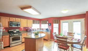 1136 Stewarton, Cincinnati, OH 45102