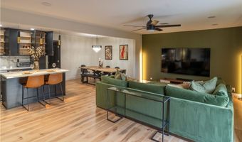 31 Jade Cir, Las Vegas, NV 89106