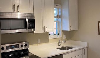 1630 W ABINGDON Dr #301, Alexandria, VA 22314