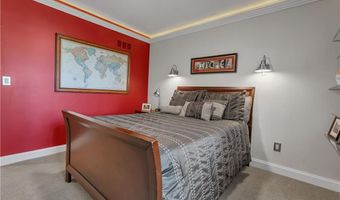 35 TIMBERLAND Dr, Lincoln, RI 02865