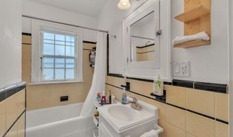 514 Pauline Blvd, Ann Arbor, MI 48103