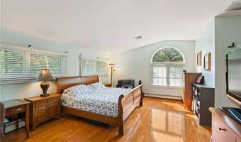 505 Cedar Ave, East Greenwich, RI 02818