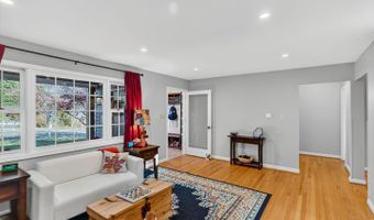 6282 15TH Rd N, Arlington, VA 22205