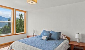 29601 W Glenn Hwy, Chickaloon, AK 99674