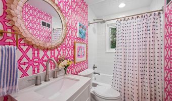 372 Pine Forest Rd, Atlanta, GA 30342