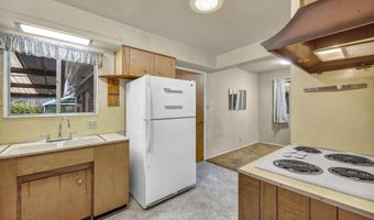 221 S Iris St, Carson City, NV 89703