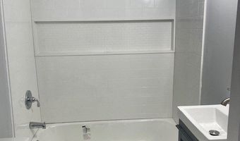 156 Triangle St, Danbury, CT 06810