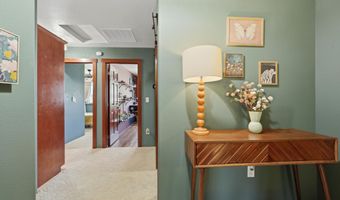 62 N Mountain Ave, Ashland, OR 97520