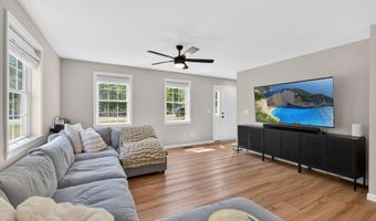 47 Chestnut Dr, Allenstown, NH 03275