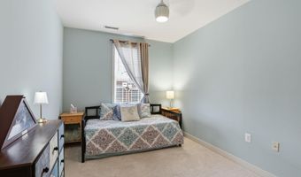 181 E REED Ave 304, Alexandria, VA 22305