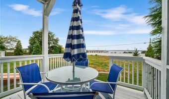 314 Chases Ln C, Middletown, RI 02842