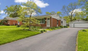 681 Archwood Dr, Ann Arbor, MI 48103