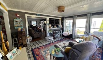 1214 Chestnut Dr, Ashtabula, OH 44004