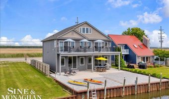 7305 Dyke Rd, Algonac, MI 48001