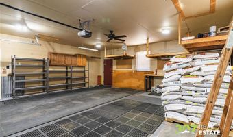 28 Grande View Dr, Cody, WY 82414