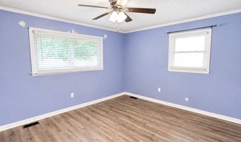 2600 Warren Dr, Anderson, SC 29621