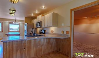 28 Grande View Dr, Cody, WY 82414