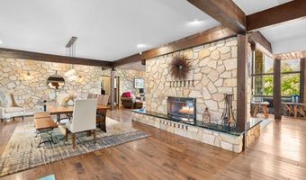 622 Golf Course Rd, Altoona, PA 16601