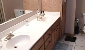 304 S Locust St, Arcanum, OH 45304