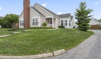 5939 Naughten Pond Dr, Columbus, OH 43213