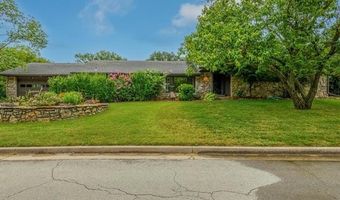 2930 W Cambridge Ct, Bartlesville, OK 74006