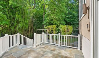 3100 N MONROE St, Arlington, VA 22207
