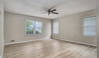 98 Pine Oak Blvd, Barnegat, NJ 08005