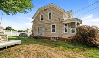 54 E Earle St, Cumberland, RI 02864