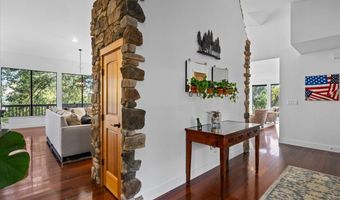 434 Monte Vista Dr, Ashland, OR 97520