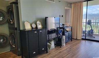 990 Ala Nanala St 22B, Honolulu, HI 96818