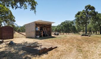 9267 7R Bar Rd, Angels Camp, CA 95222