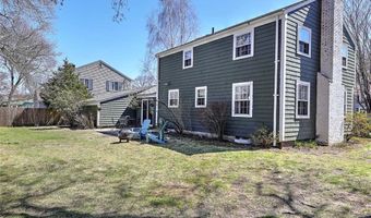 11 Pine Ave, Barrington, RI 02806