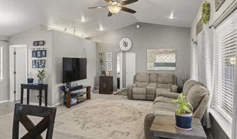 472 Nader Way, Fernley, NV 89408