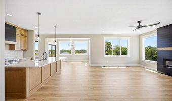 2607 Ponte Pl, Adel, IA 50003