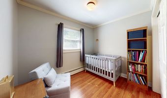 24 Hillside Cir, Brookfield, CT 06804