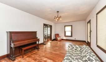 415 N 17th Ave, Beech Grove, IN 46107