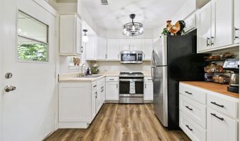 2832 Lakeside Dr, Benton, AR 72019