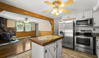 71 Alice Dr, Coventry, CT 06238