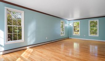 1234 Essex St, Bangor, ME 04401