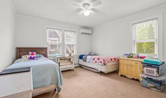 562 N Edgemere Dr, West Allenhurst, NJ 07711