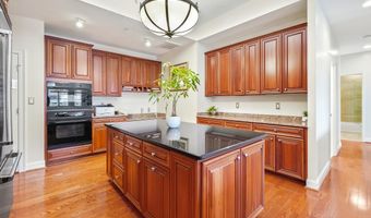 10401 STRATHMORE PARK CT # 3/405, Rockville, MD 20852