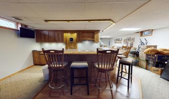 918 S 1st St, Albion, NE 68620