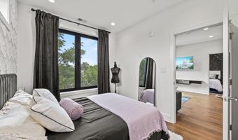 1002 RHODE ISLAND Ave NE 8, Washington, DC 20018