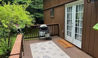82 Pond Rd, Campton, NH 03223