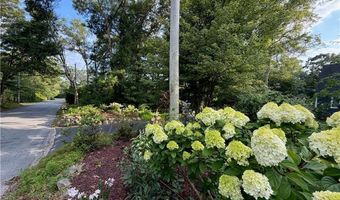 209 Skunk Hill Rd, Hopkinton, RI 02832