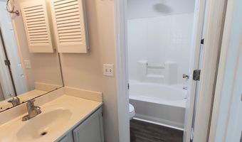 52 Marsh Dr, Beaufort, SC 29907