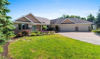 1900 E ORCHARD BLOSSOM Dr, Appleton, WI 54915