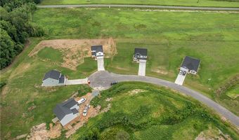 97 Coachman Ln, Autryville, NC 28318